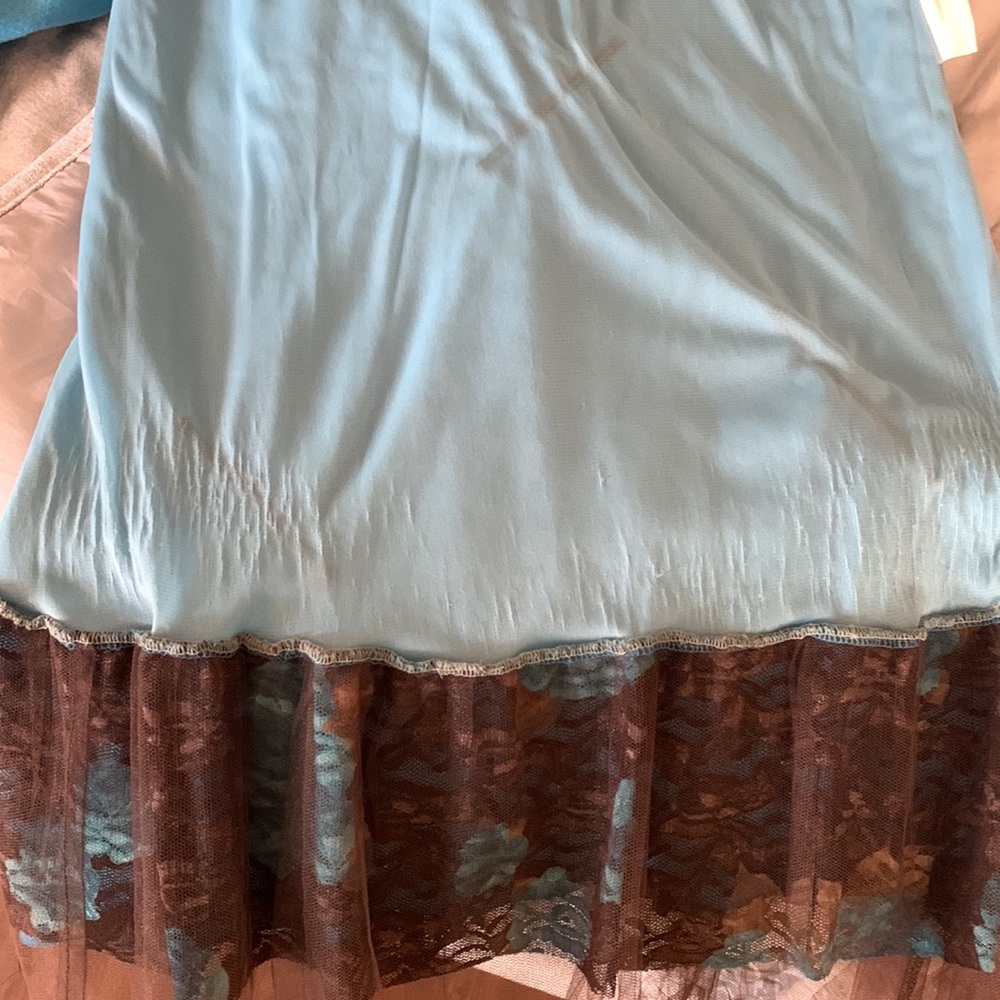Unique two piece🦋 - Picture 10 of 11